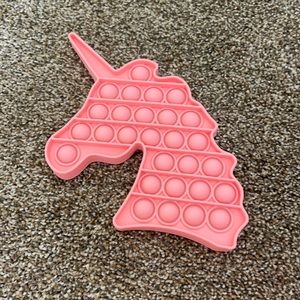 I am selling a unicorn pop it